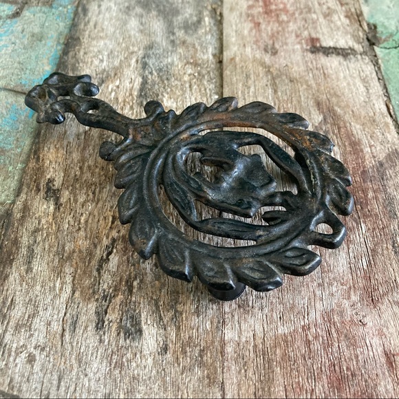 Vintage Metal Kitchen Trivet - Picture 1 of 5